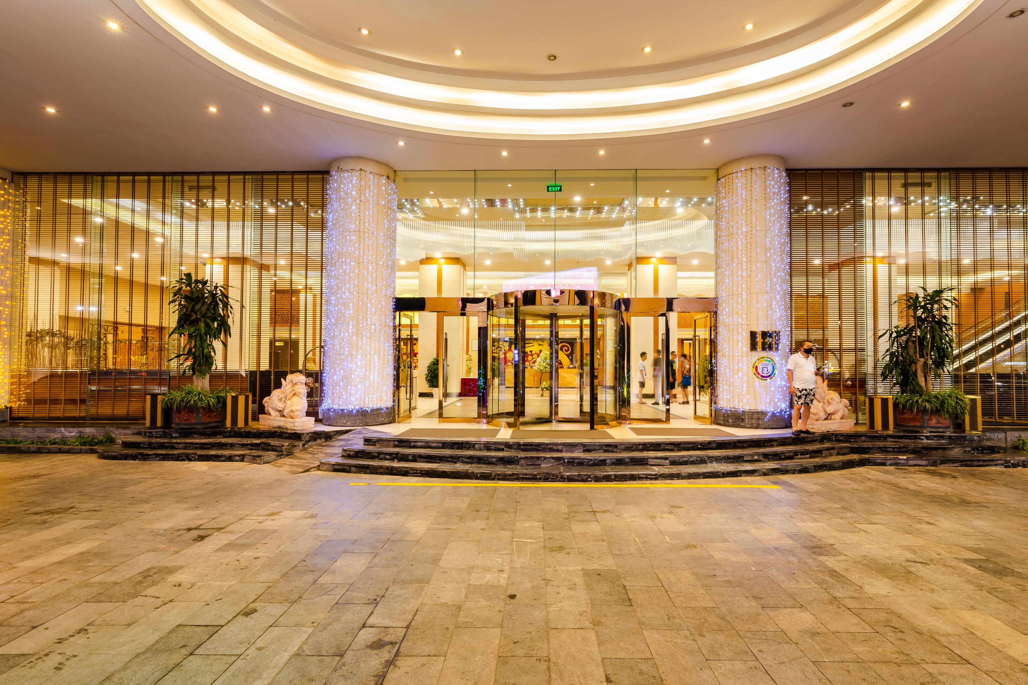 Muong Thanh Luxury Quang Ninh Hotel Халонг Экстерьер фото