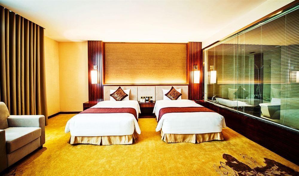Muong Thanh Luxury Quang Ninh Hotel Халонг Экстерьер фото